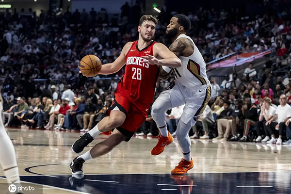 NBA季前赛综述：火箭<a href=/lanqiumf/spurs/ target=_blank class=infotextkey>马刺</a><a href=/lanqiumf/magic/ target=_blank class=infotextkey>魔术</a>领跑 新趋势与球队百态